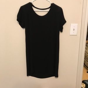 Black backless t-shirt dress